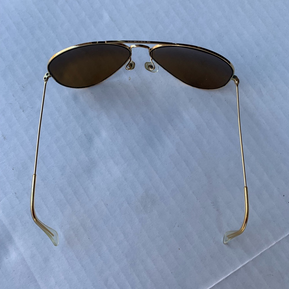 Vintage B&L Ray Ban sunglasses - Picture 5 of 10